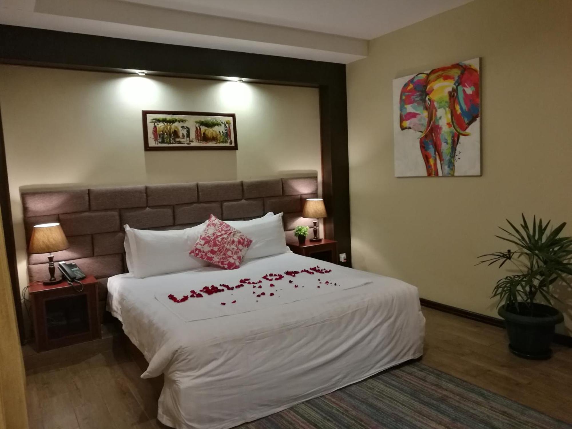 Great Wall Hotel دار السلام الغرفة الصورة