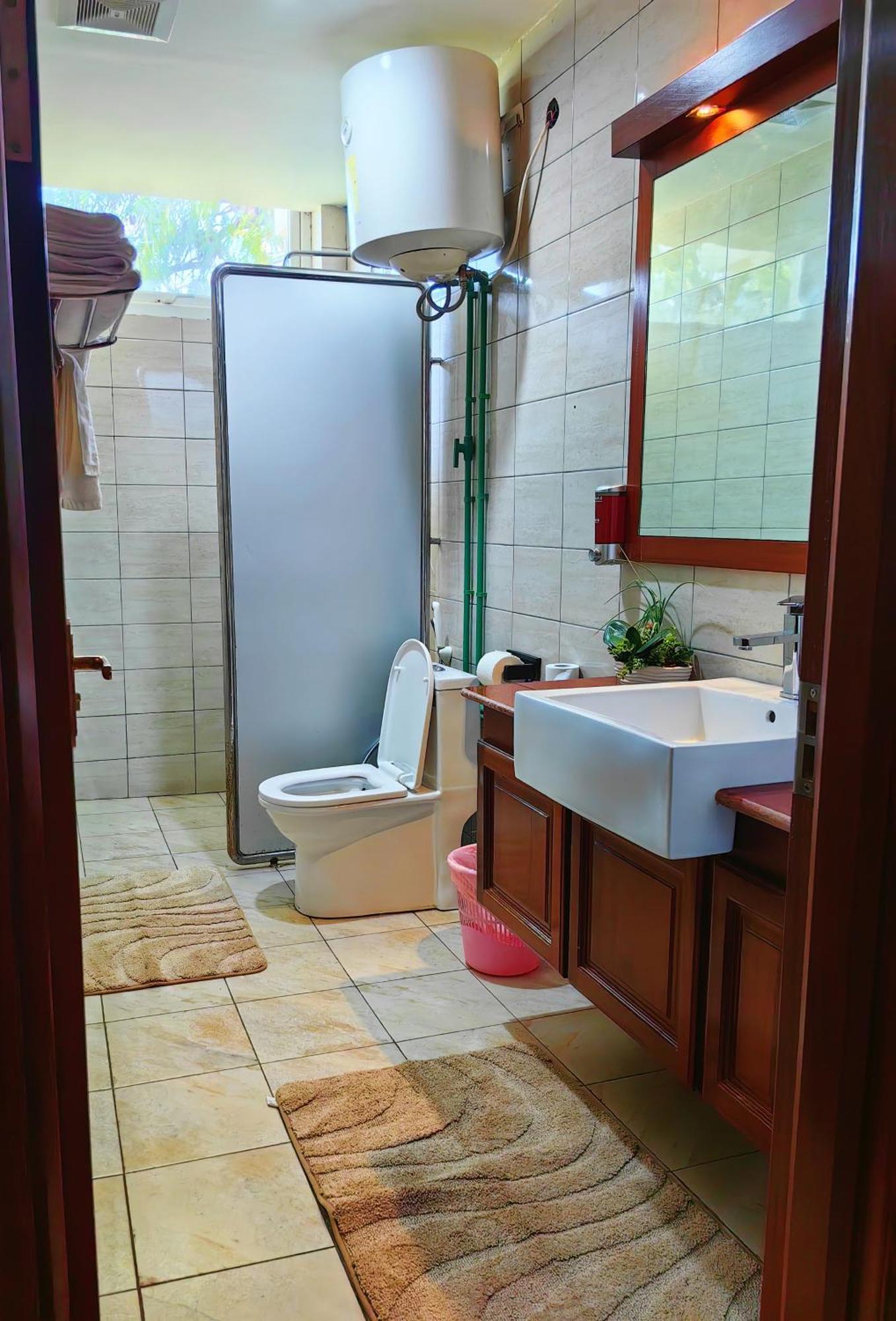Great Wall Hotel دار السلام المظهر الخارجي الصورة